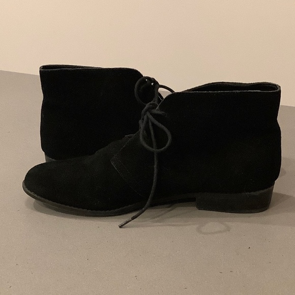 Steve Madden Black Suede Desert Boot Size 9-1/2M - Picture 4 of 11